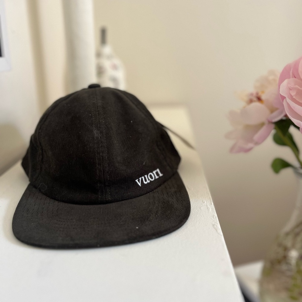Vuori Classic Cap